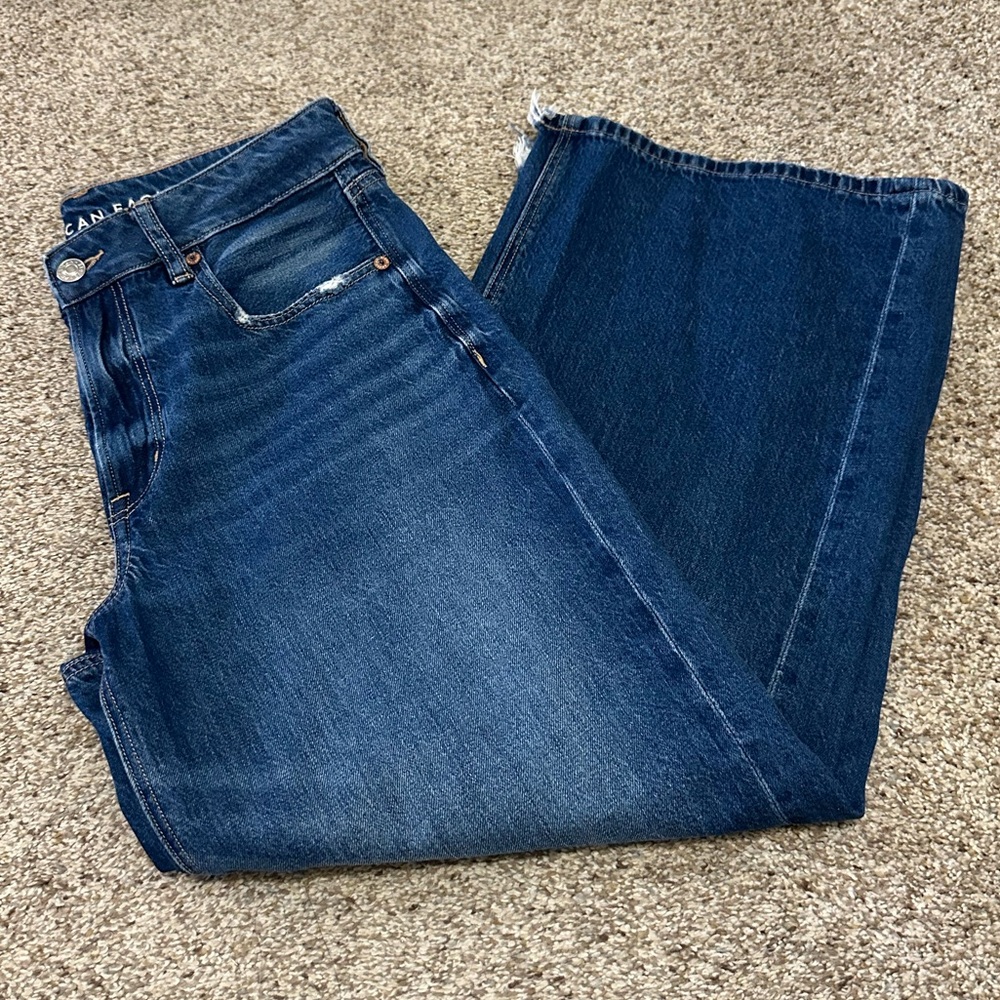 AE Strigid Super High-Waisted Baggy Wide-Leg Ankle Jeans